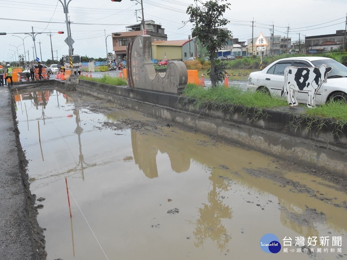 澈底解決道路坑坑疤疤 王惠美勘查南環路工程進度