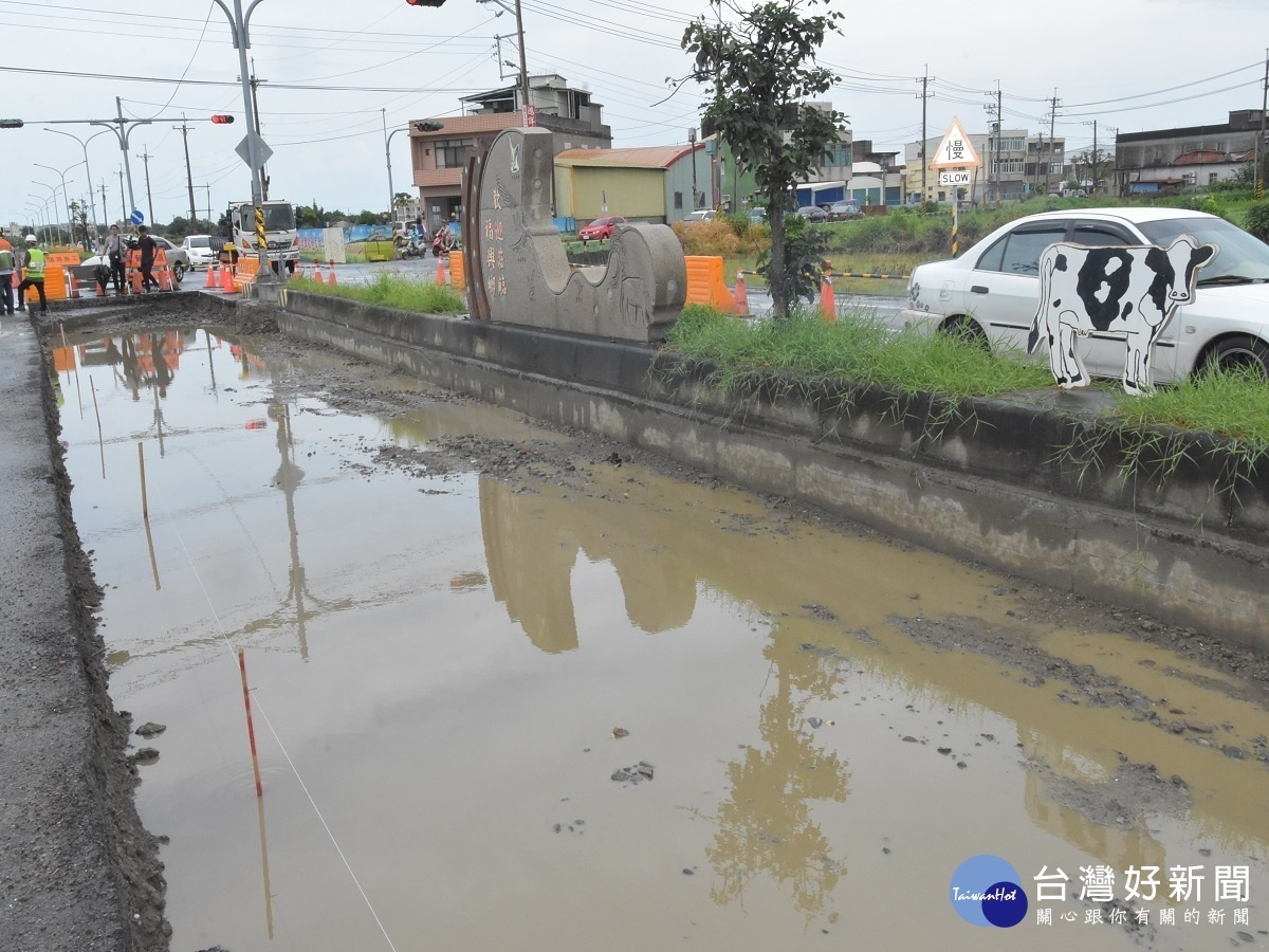 澈底解決道路坑坑疤疤　王惠美勘查南環路工程進度