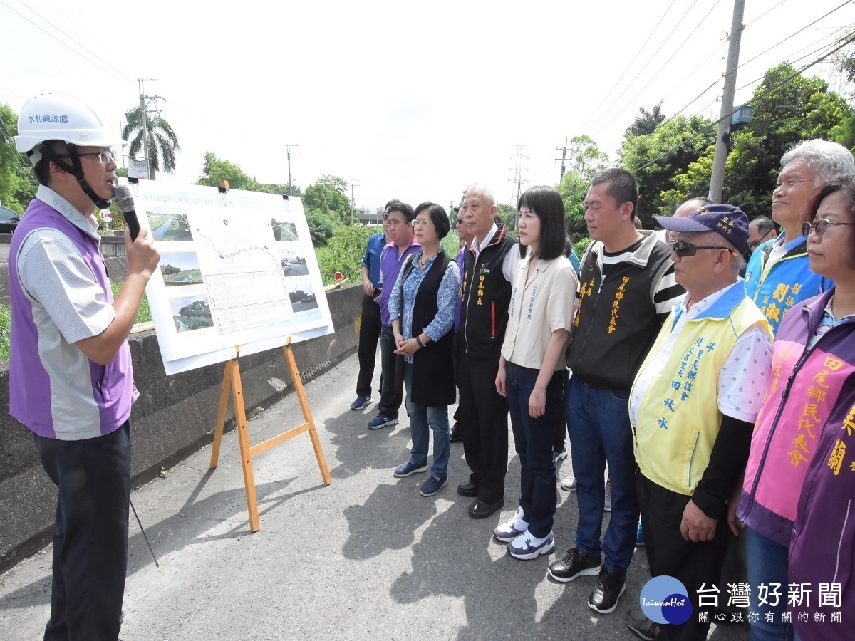 防洪期渠道清疏刻不容緩　王惠美視察彰南排水工程施工狀況