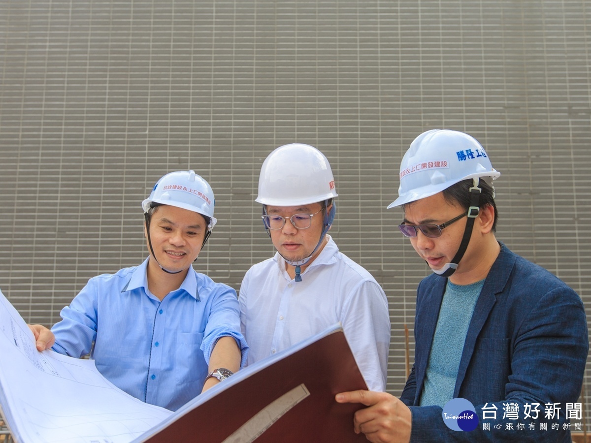 欣詮建設建築團隊:用心詮釋輕豪宅,打造高品質建築。