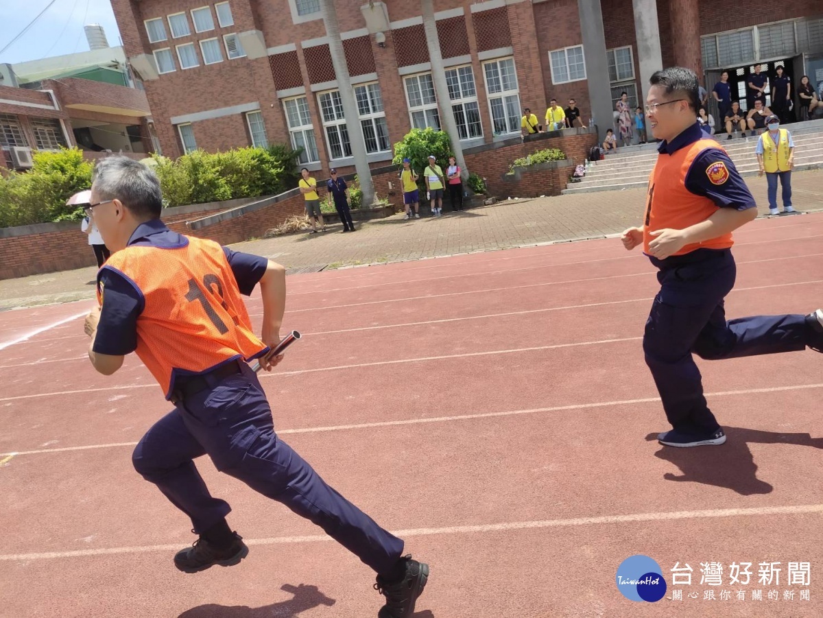 蘆竹分局暑期青春大隊接力賽 警民同場較勁健康同樂