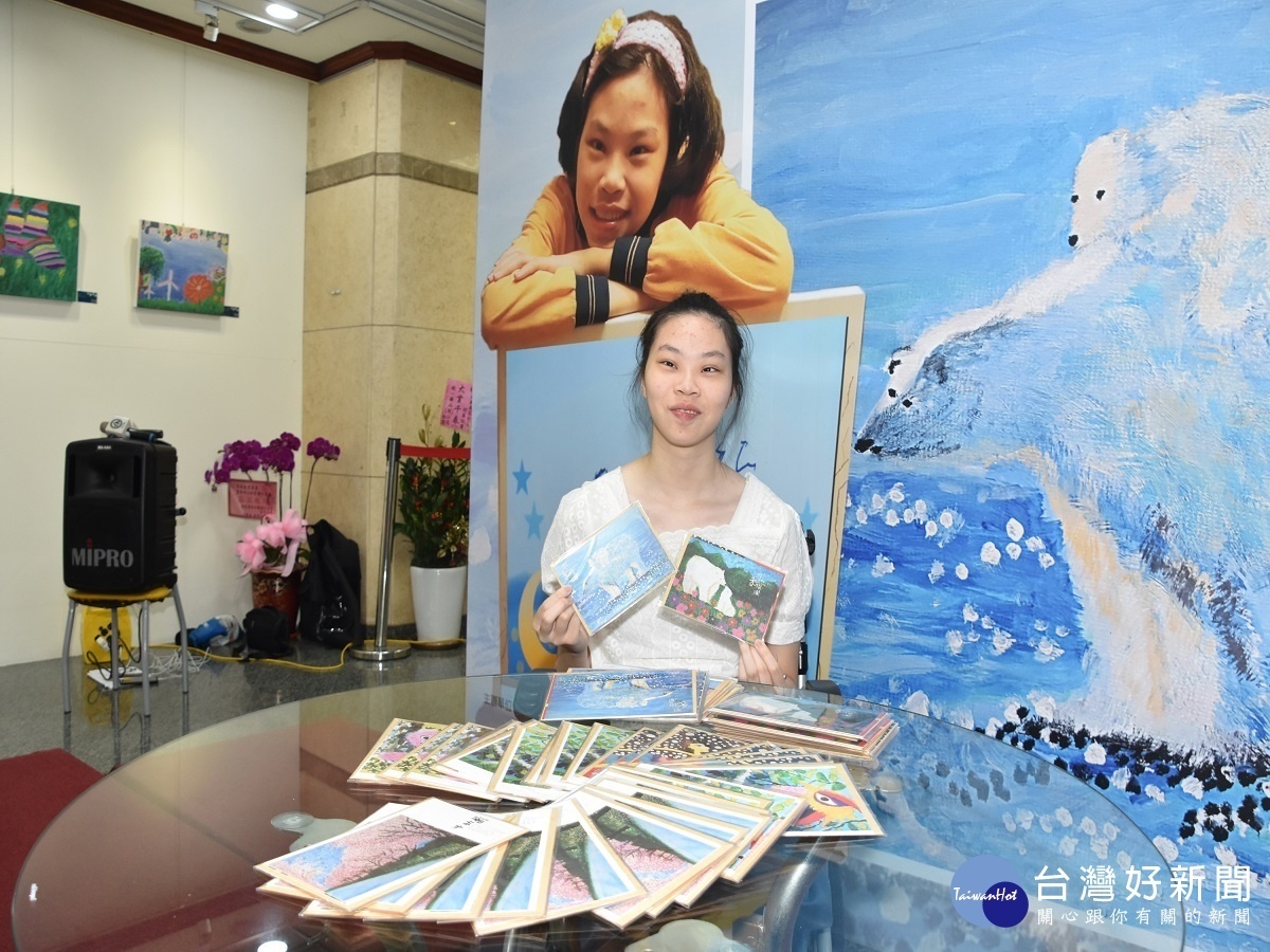 罕病天使畫說內心世界 于昕蕎個展在彰基藝文中心展出