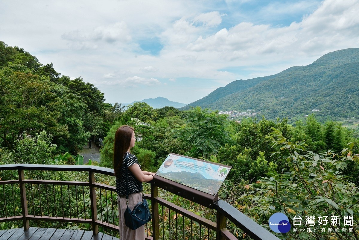 晚霞平台遠眺之美景(圖/台北市大地工程處提供)