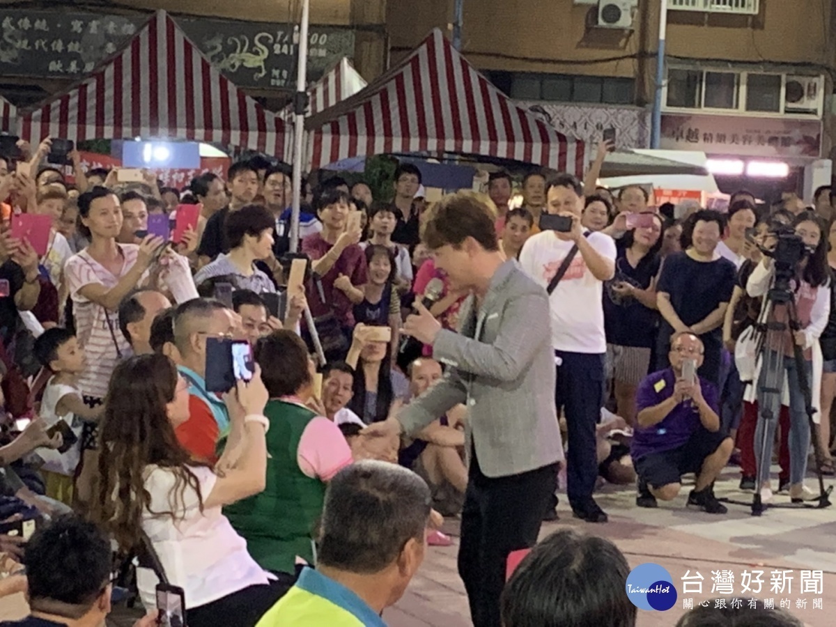 龜山分局為淨化青少年暑假期間成長心靈，舉辦「拒毒反詐 青春快樂逗陣行」活動。