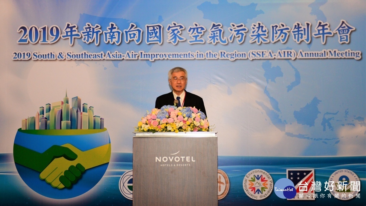 李憲明表示，積極推動機車保養與檢驗合一，加強取締及淘汰高污染二行程機車。