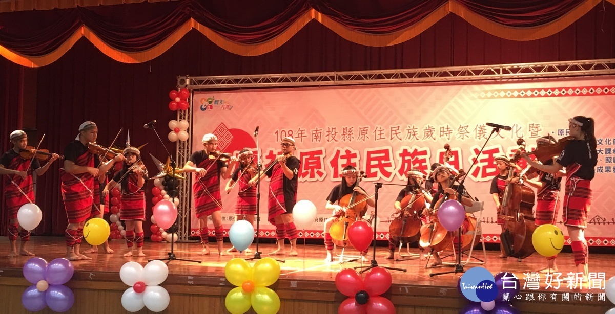 親愛弦樂團的表演已站上國際舞台備受矚目。(記者扶小萍攝)