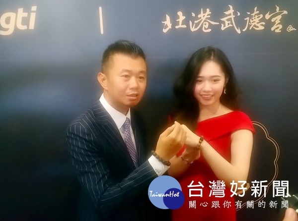 北港武德宮與酷碁公司、一卡通票證公司三方合作，使科技與宗教更融入生活，發表易付佛珠「珠運通／一卡通念珠」。