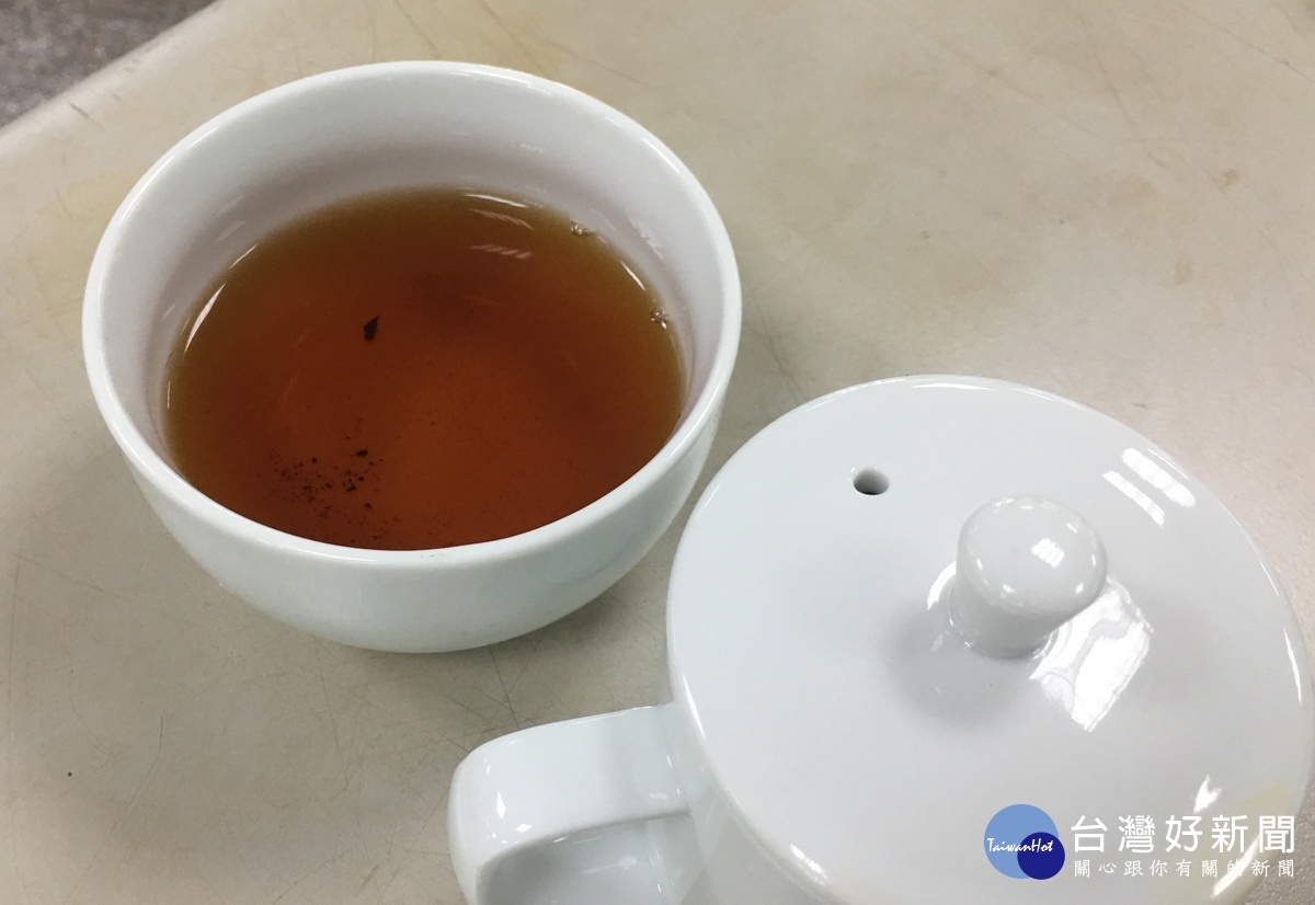 小葉種紅茶具特有蜜香，很受青睞。（記者扶小萍攝）