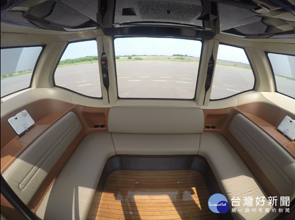 由行政院經濟部技術處科技專案支持,財團法人車輛研究測試中心串連產業打造的MIT自駕電動小型巴士─WinBus,已26日正式發表。(圖/經濟部)