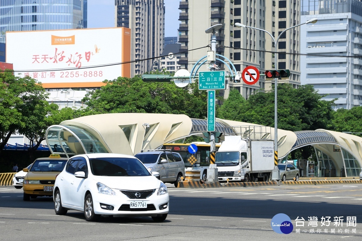 台灣大道東向左轉文心路 交通局評估增設雙左轉道