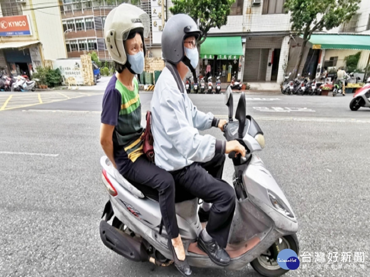 牧師夫妻四十年騎車不戴口罩 倆人竟都罹患肺癌