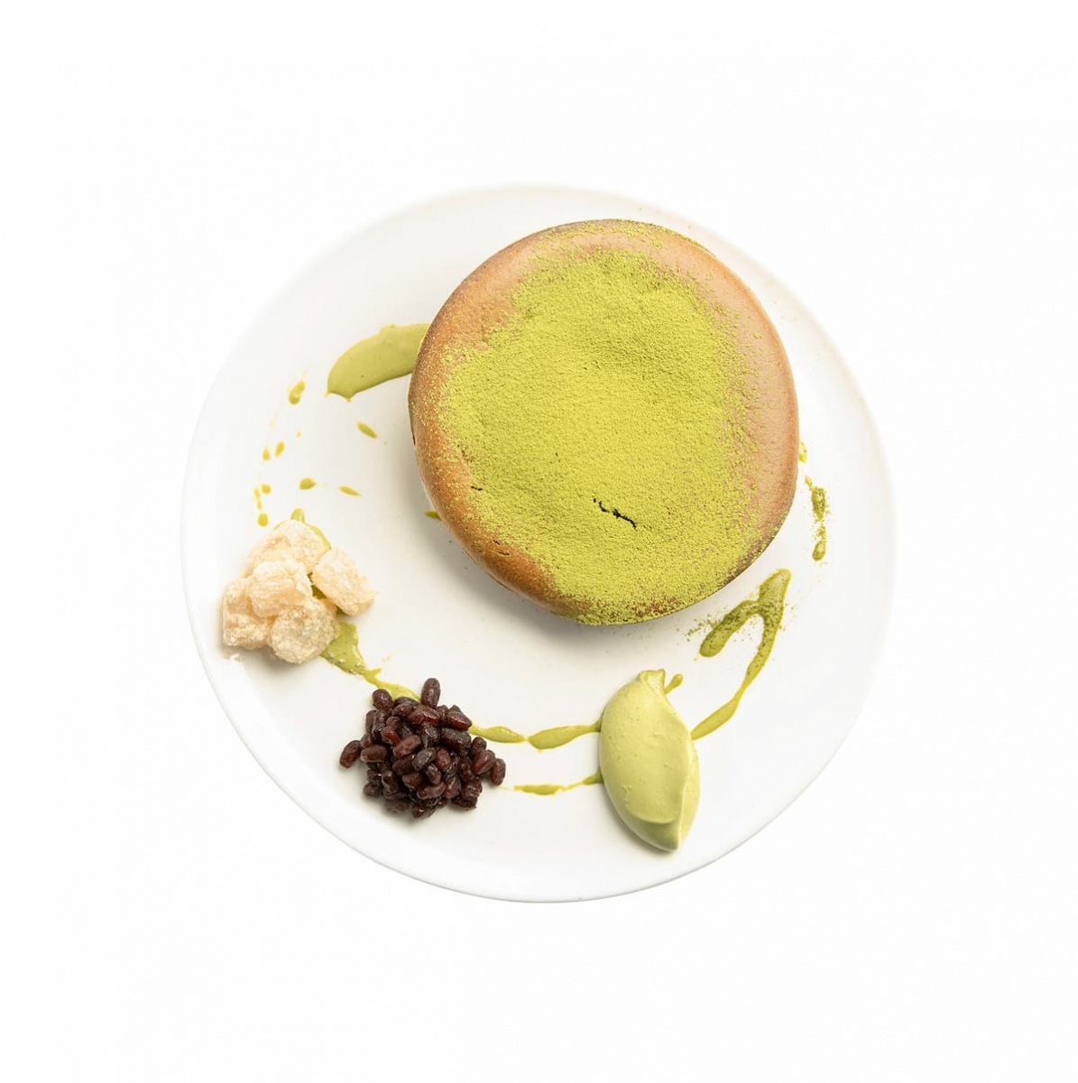 靜岡抹茶瓦帕,精選的靜岡抹茶以及台灣特選紅豆,調和出成熟優雅的抹茶大人味。