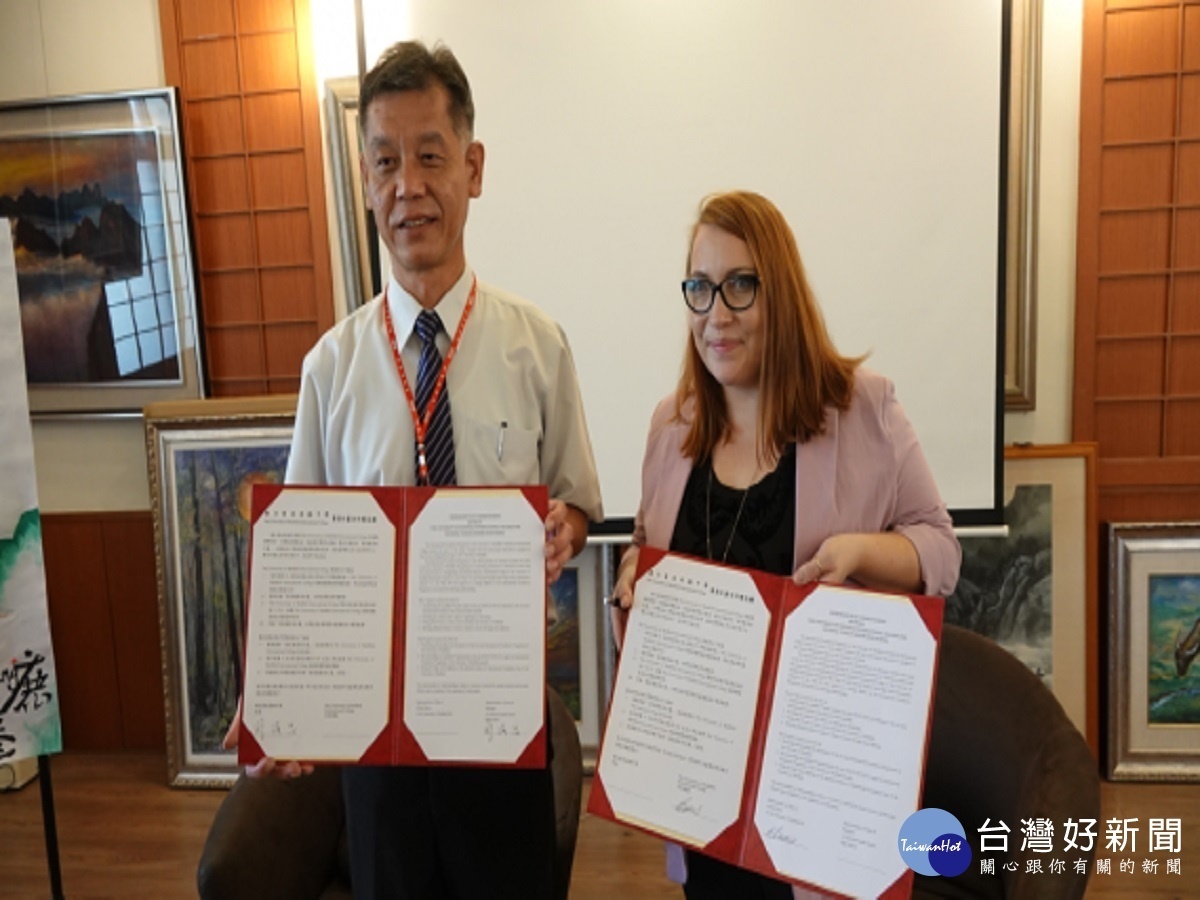 員林高中放眼國際 與英國雪菲爾大學簽訂合作備忘錄
