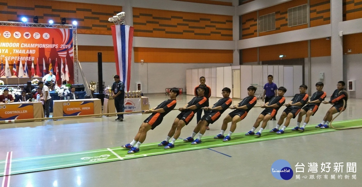 投高男子拔河隊將士用命奪下冠軍。(投高提供)