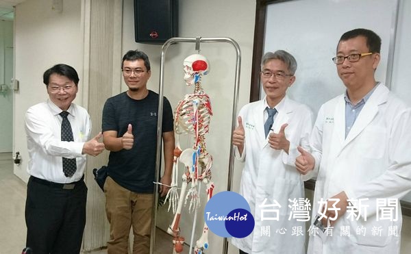北港媽祖醫院中西合璧的針灸治療,有效減緩偏頭痛患者的發生率,提供國人治療偏頭痛既安全且有效的一種選擇。(記者陳昭宗拍攝)