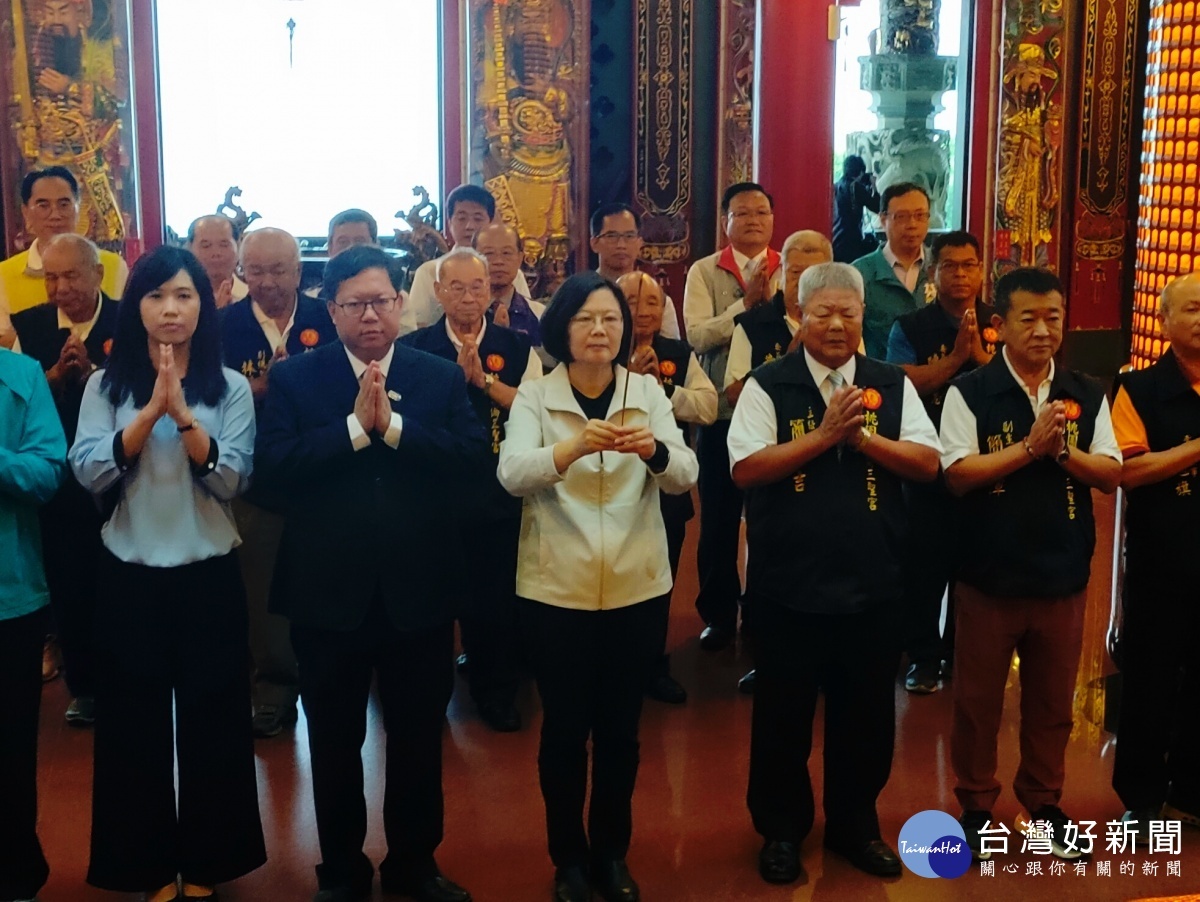 蔡英文參訪桃園     希望民眾再給他4年