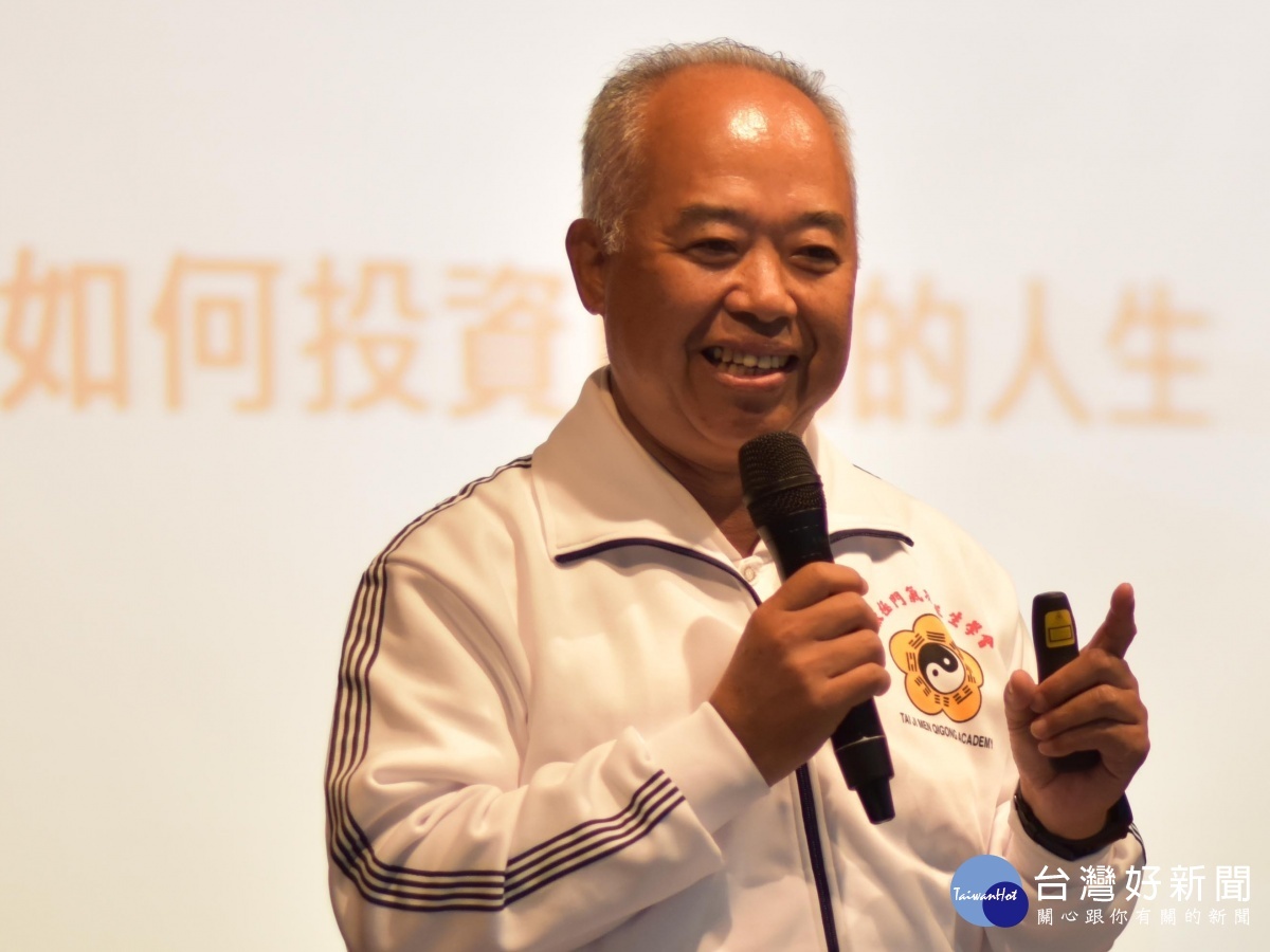 前玉山銀行執行長陳嘉鐘,分享如何把握現在,投資自己的人生,把每個角色做到最好