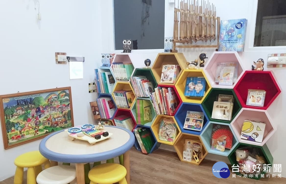 多元的遊樂器材及玩具可促進嬰幼童的智力發展。(圖/沐穗托嬰中心提供)