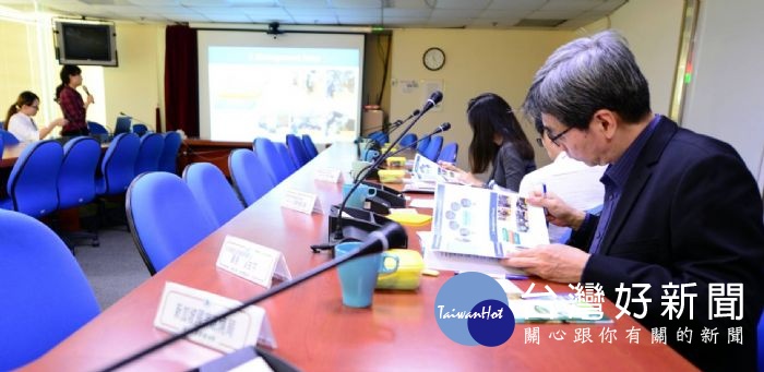 桃園室內空品管理成效佳,吸引新加坡環境局來台取經。