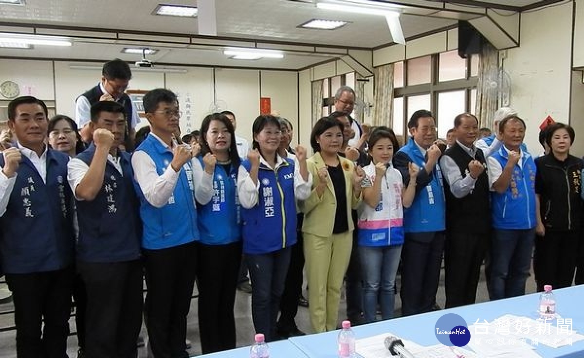 國民黨雲林縣黨部公佈2020總統暨立委聯合競選組織架構，展現藍軍團結、滴水不漏的輔選團隊，訂下「團結雲林、贏回台灣」的總目標。