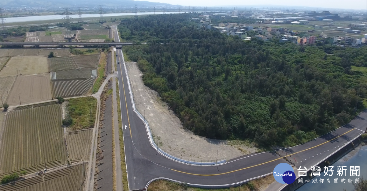 烏溪堤岸道路。圖／彰化縣政府提供