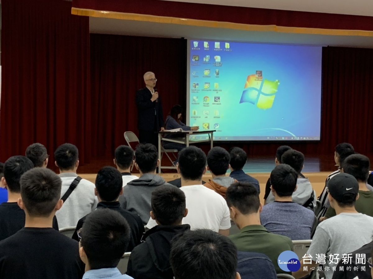 桃園市政府警察局逾600名員警報到,實務訓練後注入治安交通新活力。