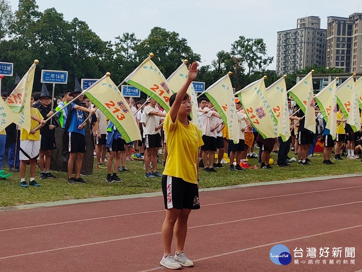 武陵高中108學年度運動大會 林煥周勉勵同學樣樣皆棒