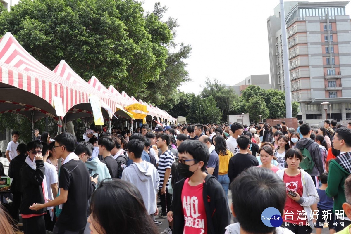 長庚大學運動會暨親子日 二手物義賣歡樂登場