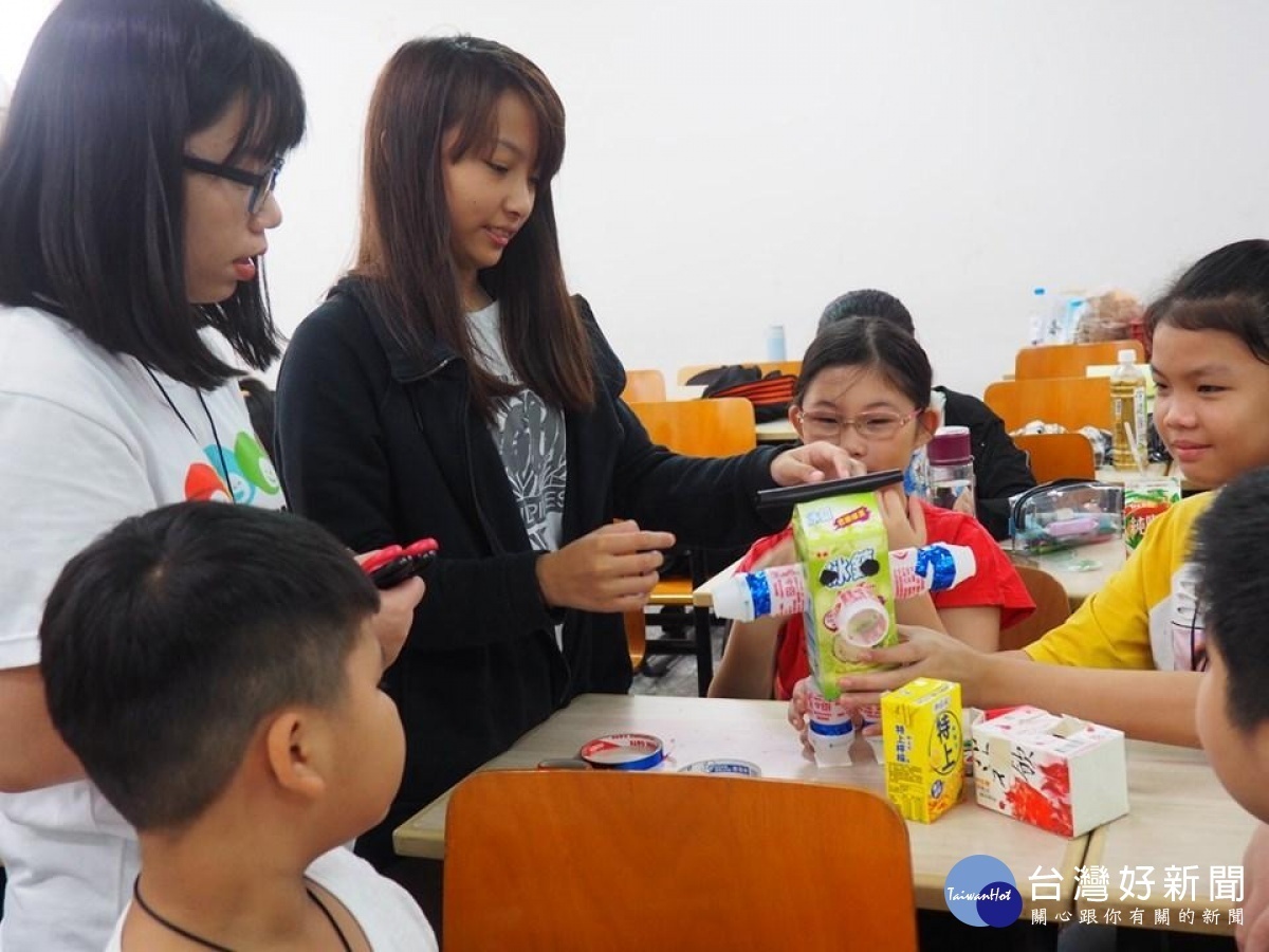 中原大學種籽團為新住民孩子們舉辦「不塑之客環保教育營隊」