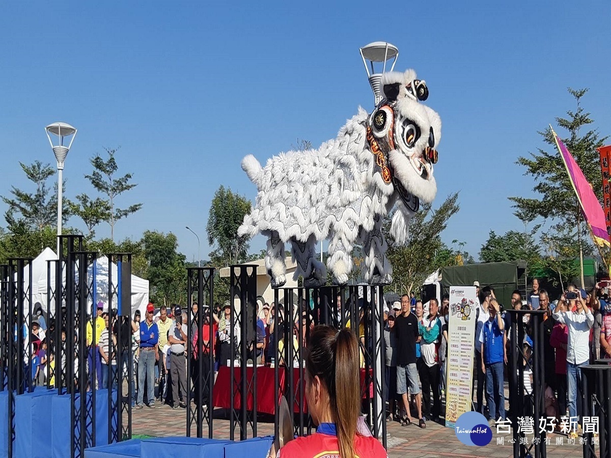 田中鎮展熱情「黑白兩稻 陣頭相挺」　首辦【醒獅高樁競技】