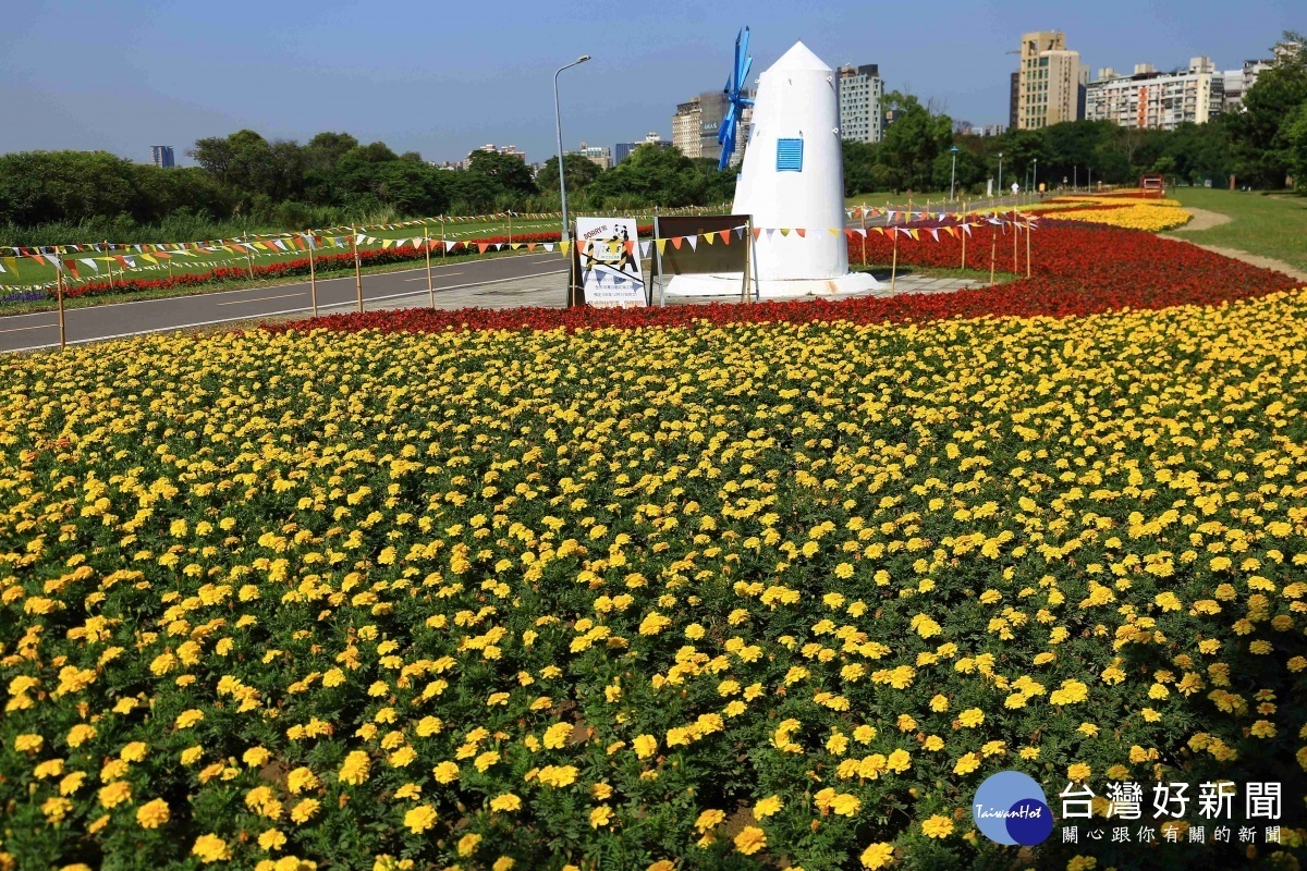 古亭河濱公園有許多多充滿異國情調的裝置藝術（圖／台北市水利處提供）