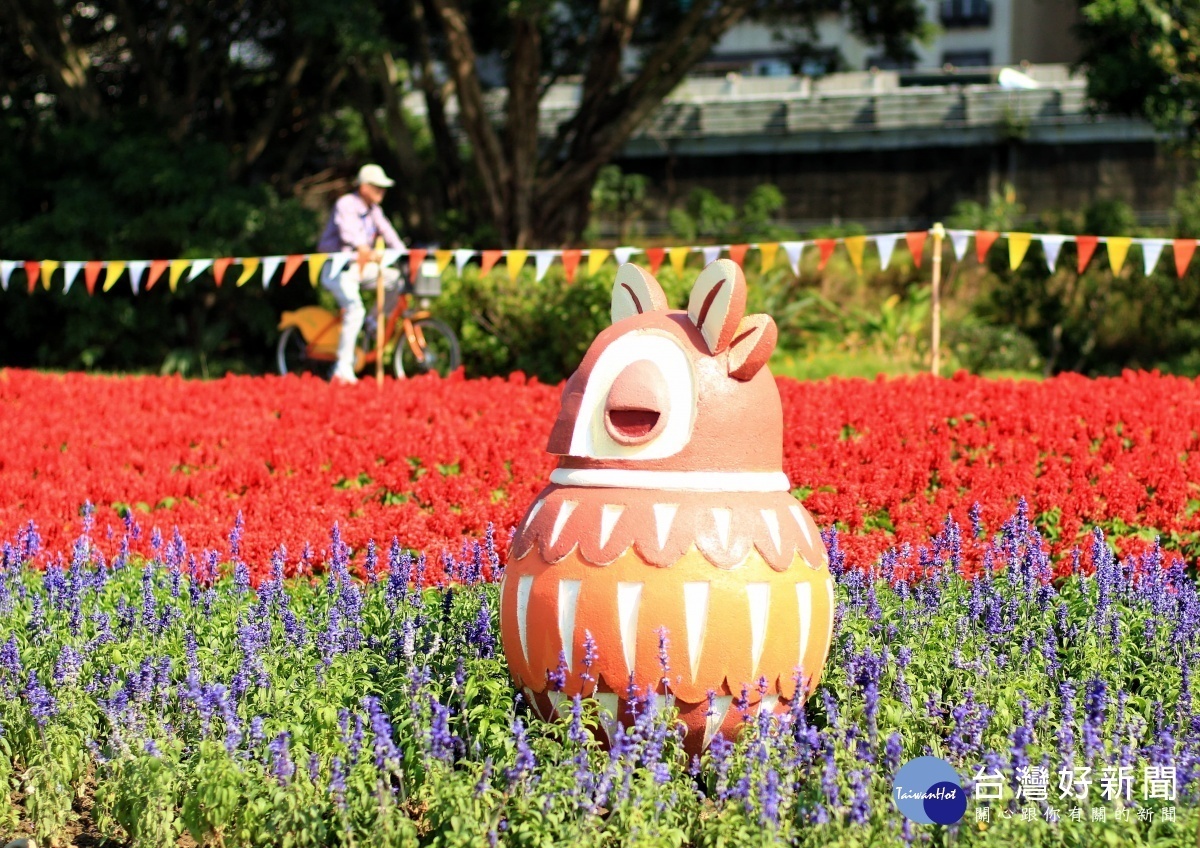 古亭河濱公園，現在正值花海盛開（圖／台北市水利處提供）