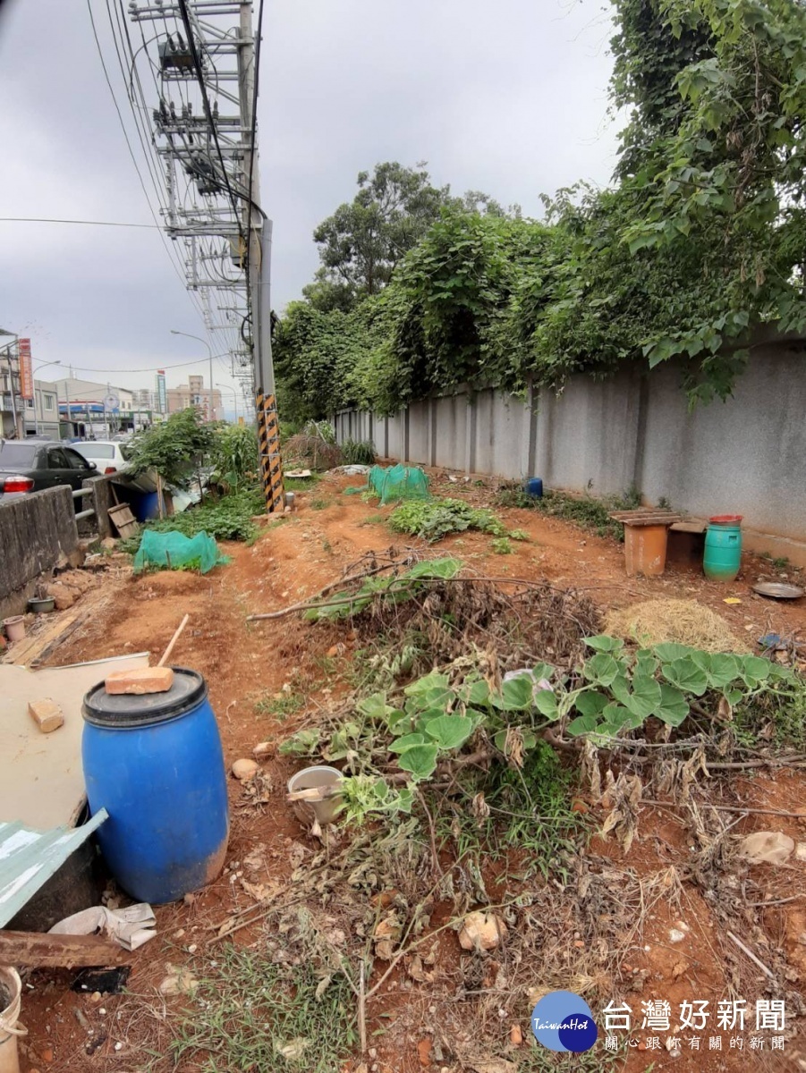 市議員林昭賢力推聖亭路(凌雲崗部隊段)拓寬,將來對聖亭路的交通瓶頸將大大改善。
