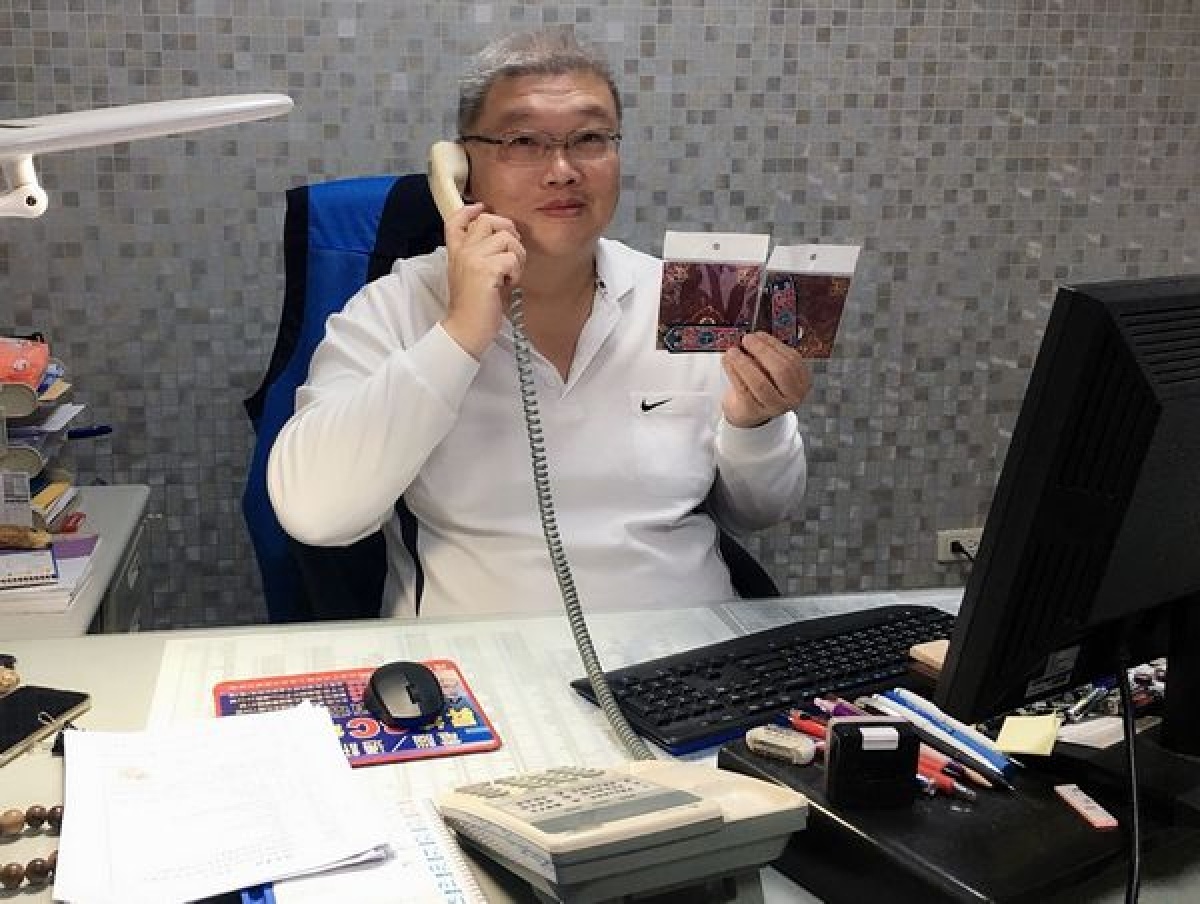 北港警分局偵查隊副隊長陳昱銘透過警察廣播電臺現場節目，宣達緝毒執行成果及政府反毒策略，並透過聽眾Call in有獎徵答，讓民眾更了解反毒的重要性。