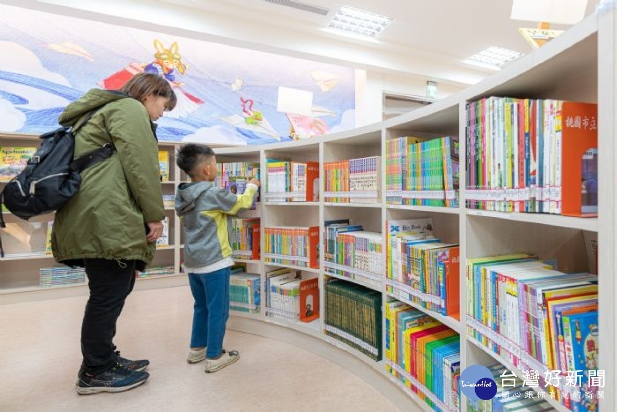 桃園市立圖書館自強分館以兒童閱讀為館藏特色