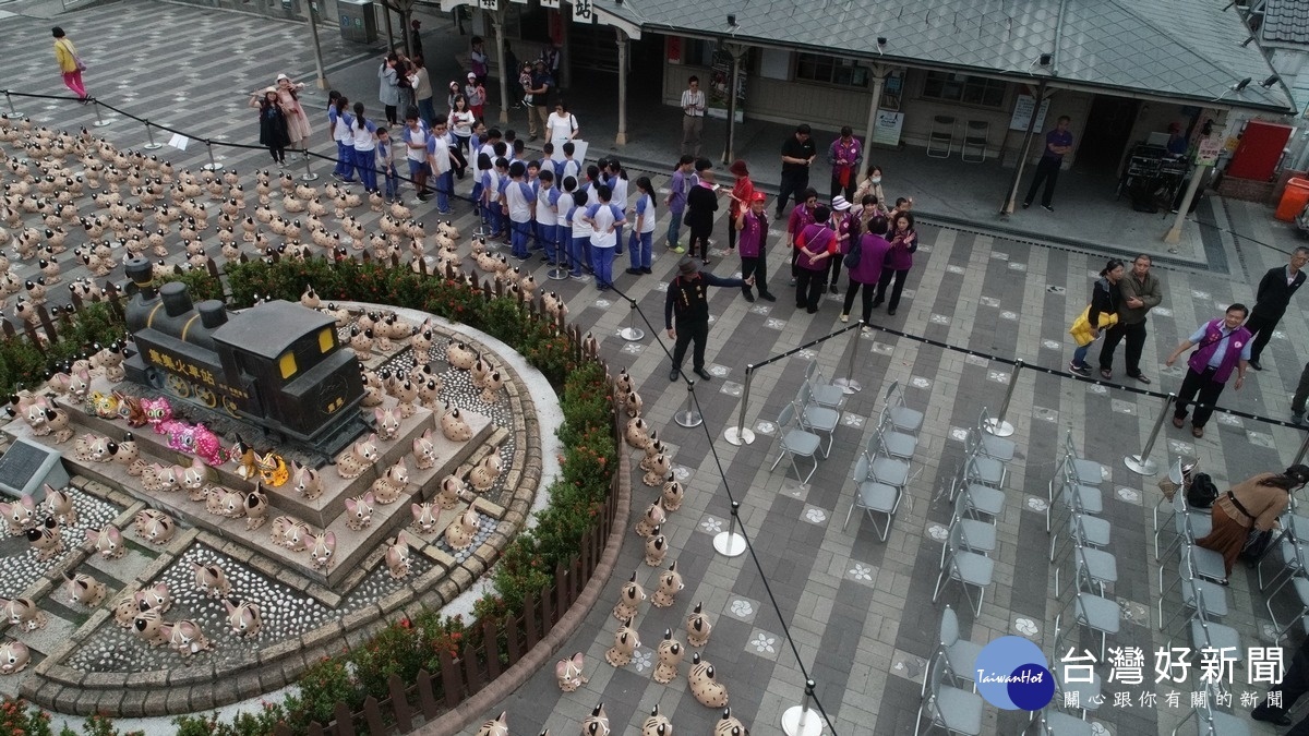 500隻q版紙雕石虎大軍12 1前快閃攻佔集集火車站 蕃新聞