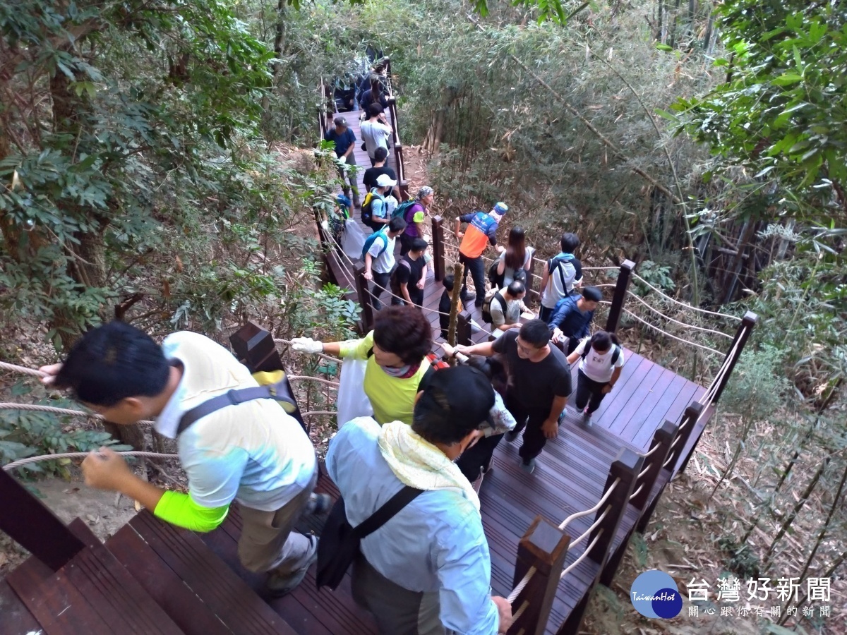 大坑步道持續整修完工 淨山健行安全大步行