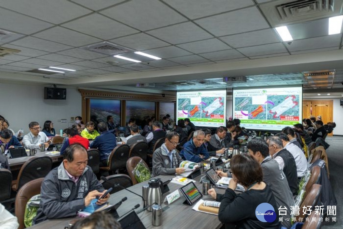 環保局進行「桃園國際機場周邊航道下航空噪音敏感地區補償方案」專題報告