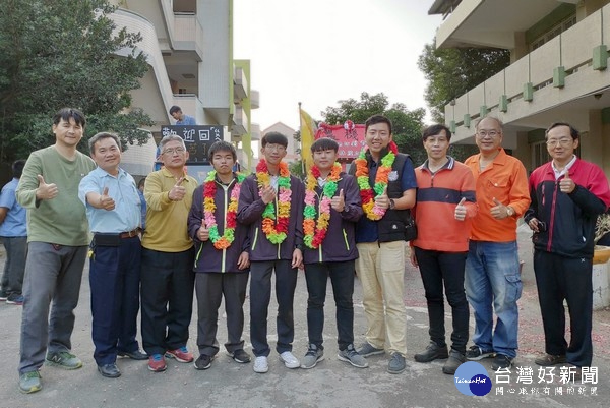 國立北港農工於108學年度全國高級中等學校學生技藝競賽又創佳績,在師生共同努力下,抱回兩座金手獎及四項優勝。