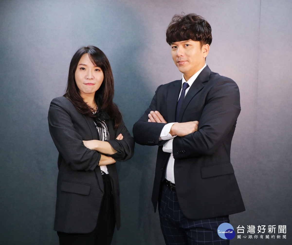 暢銷心理學作家許皓宜、亞洲選球王周思齊談職場人的「心智鍛鍊」。(圖/SmartM世紀智庫提供)