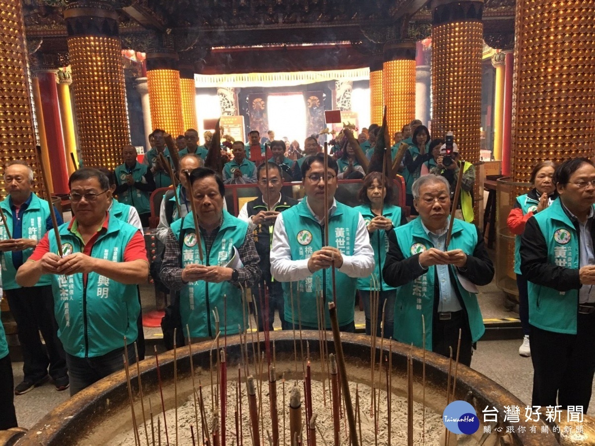觀音競選總部成立,黃世杰表示,勤政、清廉、愛鄉土是民進黨的核心價值。