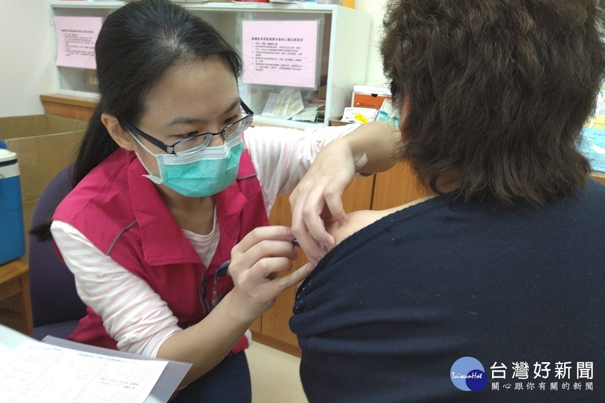因應民眾接種需求，桃園市政府衛生局啟動流感疫苗區域聯防調度機制。
