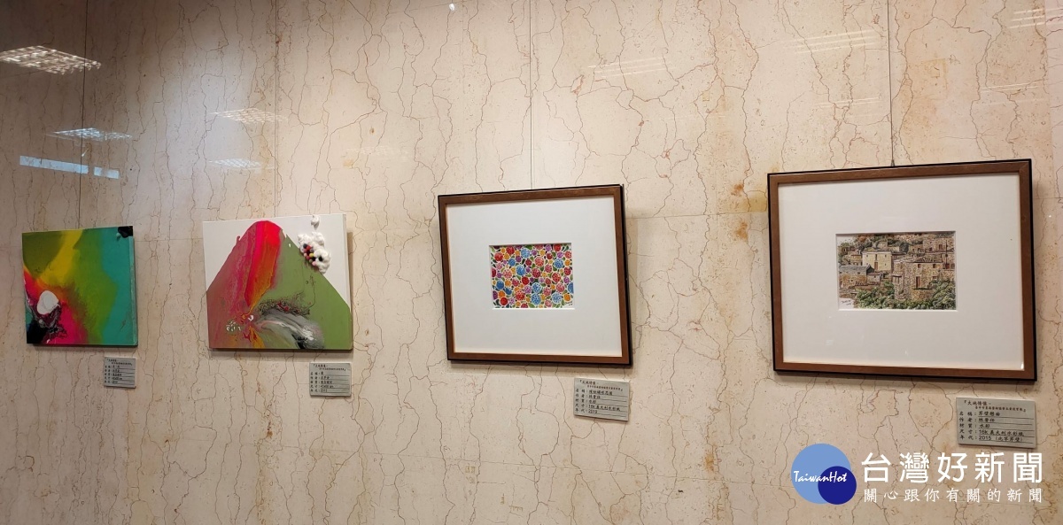 墨海藝術協會首展。圖/記者鄧富珍攝