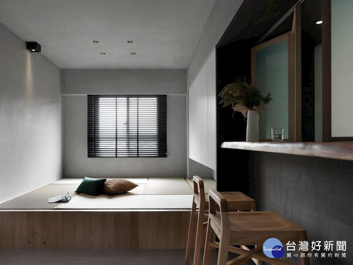 日工住宅設計作品「大志」將東方文化含蓄內斂氛圍帶入室內的設計理念，塑造簡潔而悠寧的環境氛圍。