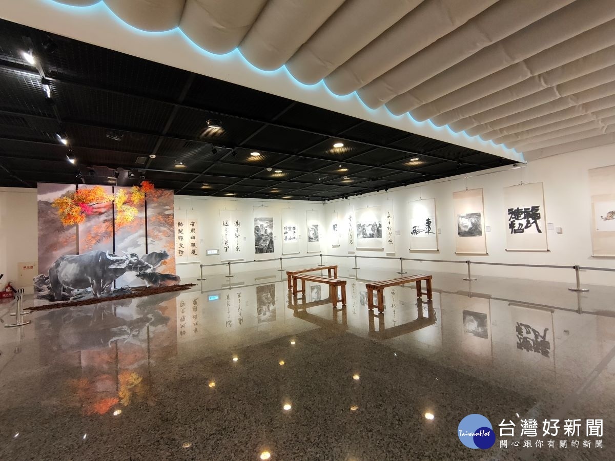 行雲流水天地間，林進忠書畫展。圖／記者鄧富珍攝