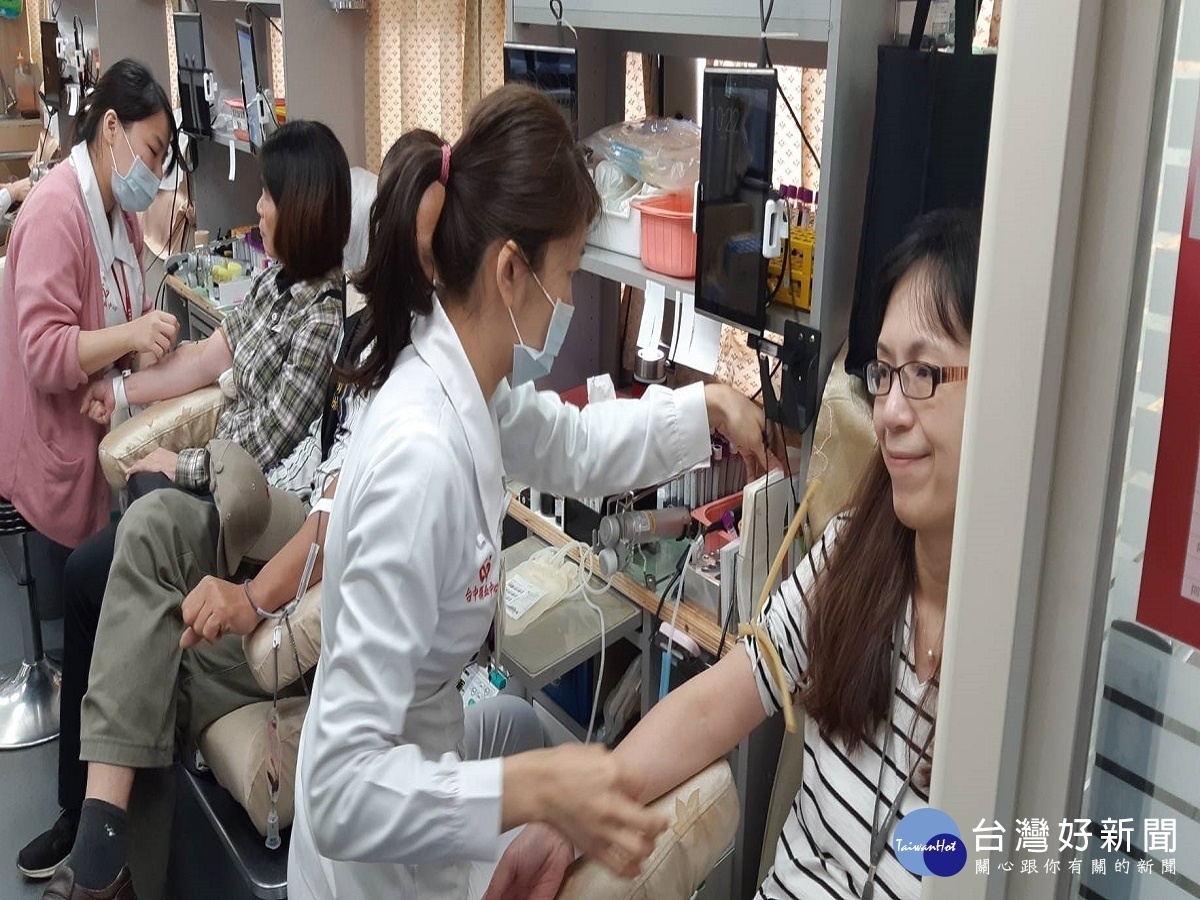 歲末寒冬血荒情況嚴重 高鐵彰化熱情挽袖捐血傳愛