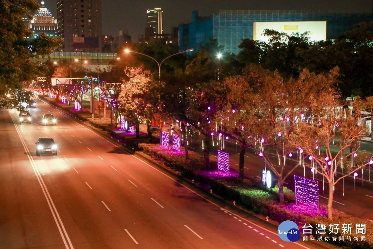 台灣大道夜晚街景