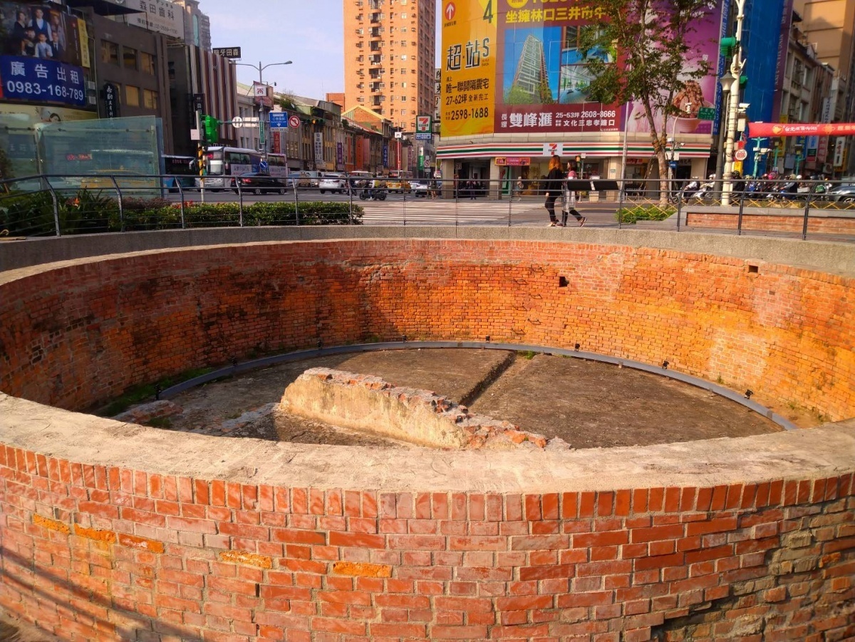 （圖／北市府工務局公園路燈工程管理處）