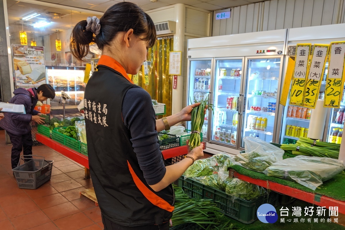 桃市衛生局針對春節應景食品進行抽驗，有3件農產品各檢出1項農藥超標。