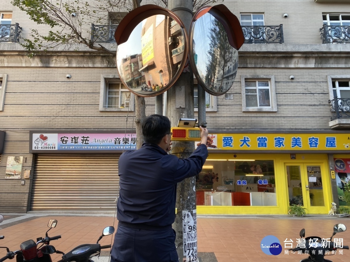 警察機關在春節期間，透過各項勤務作為，防制道路交通事故，讓民眾安心過好年。